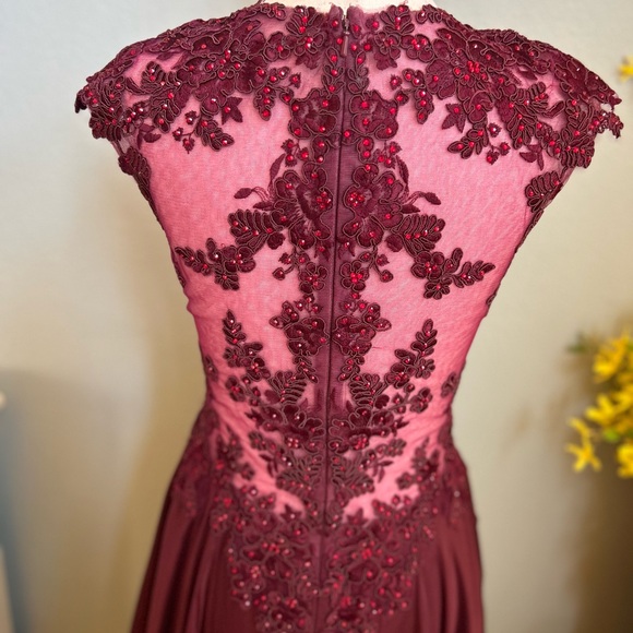 Gorgeous Maroon Prom Dress - Picture 3 of 13